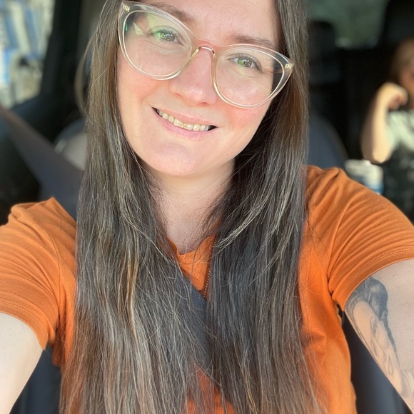 Meet your Posher, Shell - Picture 1 of 9